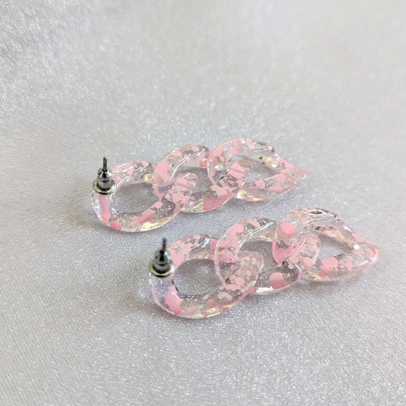 Acrylic Curb Chain Link Drop Dangle Earrings Speckled Pink Clear - Picture 3 of 6